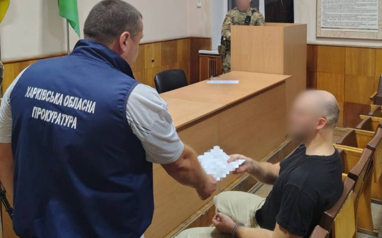 В Харькове задержали мужчину, который напал с ножом на полицейского и трех сотрудников ТЦК