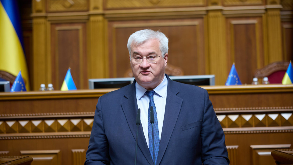 Украинцы за рубежом теперь могут подавать документы для нотариальных действий через систему «е-Консул» во всех украинских диппредставительствах — Андрей Сибига