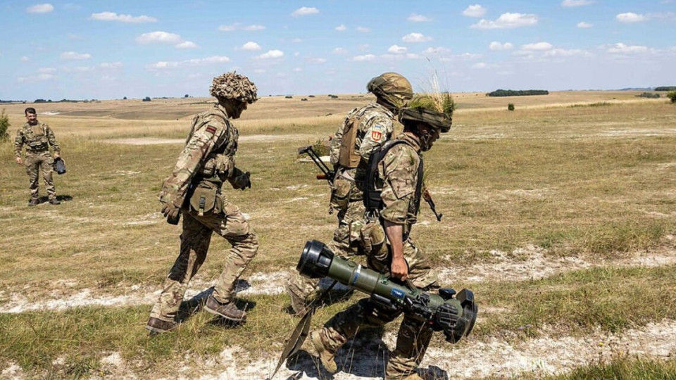 Велика Британія продовжить підготовку українських військових до 2026 року