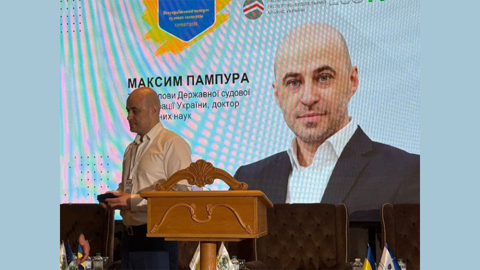 Судьи судов первой инстанции в Украине получают 105-107 тысяч гривен в месяц — ГСА