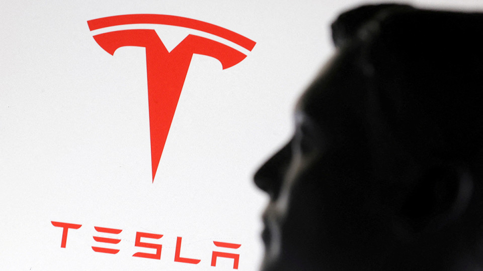 Tesla просит суд отменить штраф в $243 млн за смертельную аварию с автопилотом