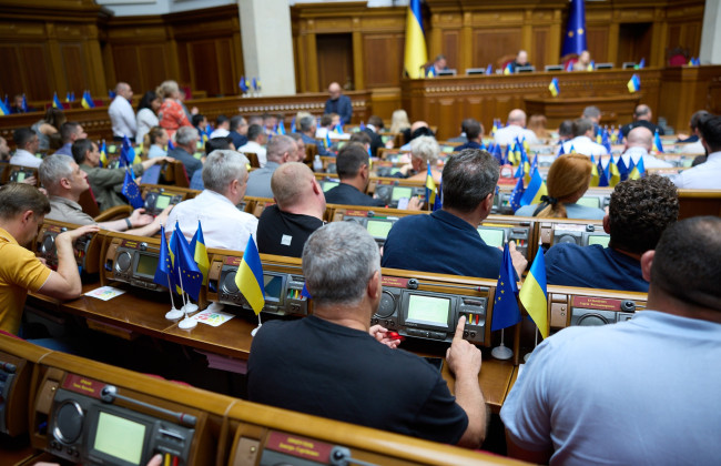 Закрытие в электронных реестрах информации об оборонных предприятиях – законодатели дважды дополнили один закон пунктом разного содержания