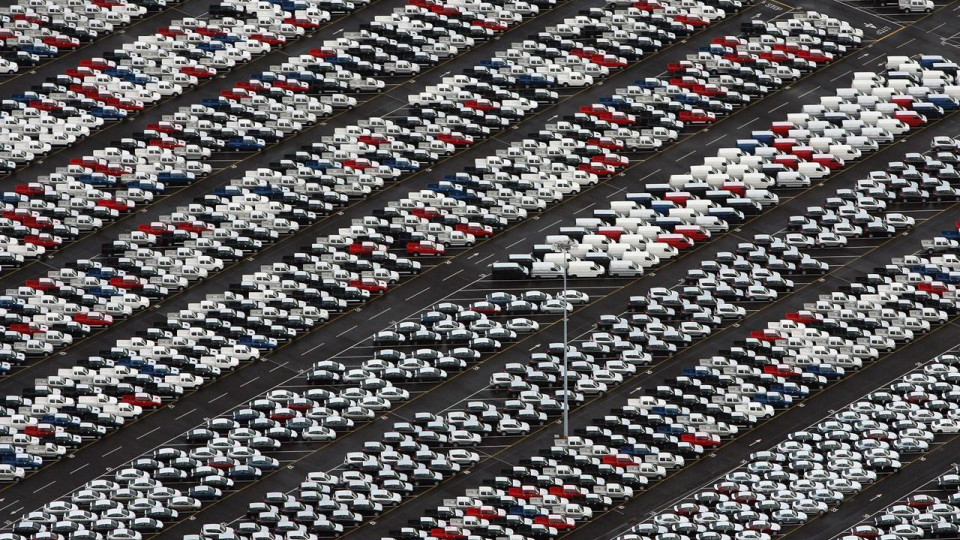 Украинцы выбирают практичность – более 80% новых авто продаются в ахроматических цветах
