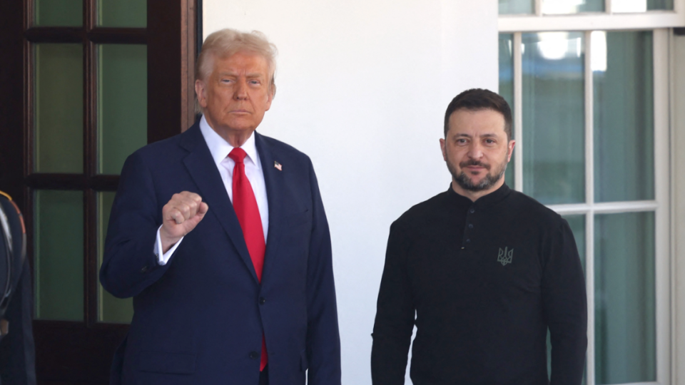 Зеленский проводит видеоконференцию с Трампом и европейскими лидерами — Le Monde