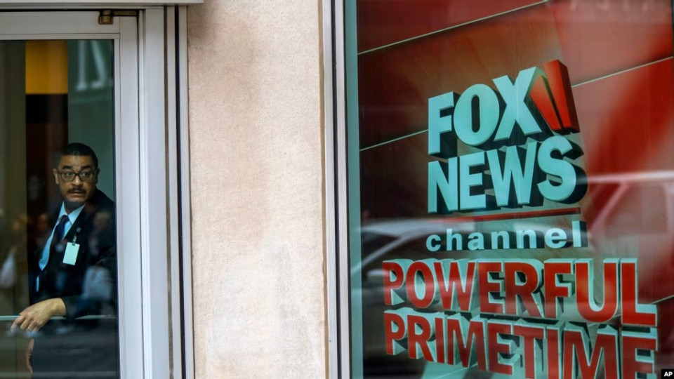 Новостная сеть Newsmax подала антимонопольный иск против Fox News