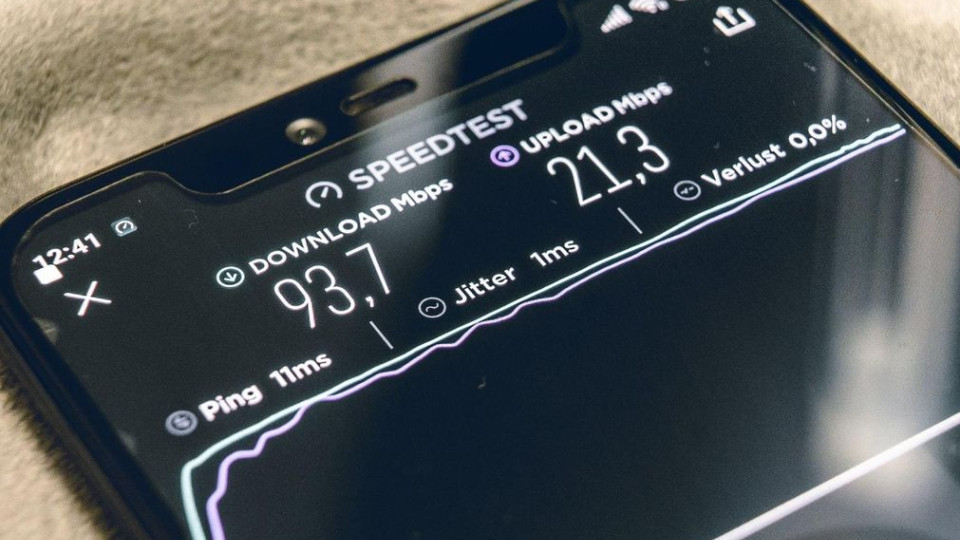 Мобильные операторы должны обеспечить 4G-покрытие на дорогах Украины – Федоров