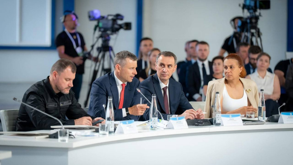 Марченко: В госбюджете-2026 приоритет — оборона, но предусмотрены дотации общиенам, образованию и жилью для ВПО