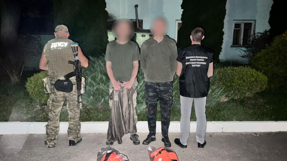 Возле Венгрии задержали беглецов с ножовками и спасательными жилетами