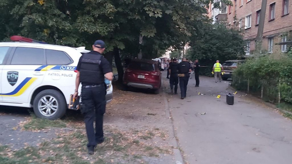 В Хмельницком мужчина взорвал гранату посреди двора