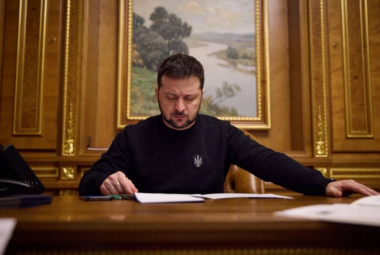 Володимир Зеленський наклав санкції на осіб та компанії, які допомогають російському ВПК
