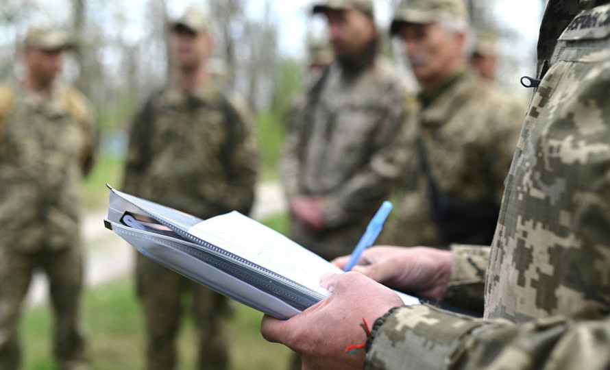 Дважды отказался от повестки и направления на ВЛК — в Полтавской области судили мужчину за уклонение от военного учета