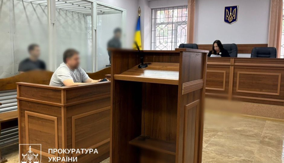 Збив жінку та втік з місця ДТП: суд продовжив арешт експрацівнику прокуратури Андрію Молочному