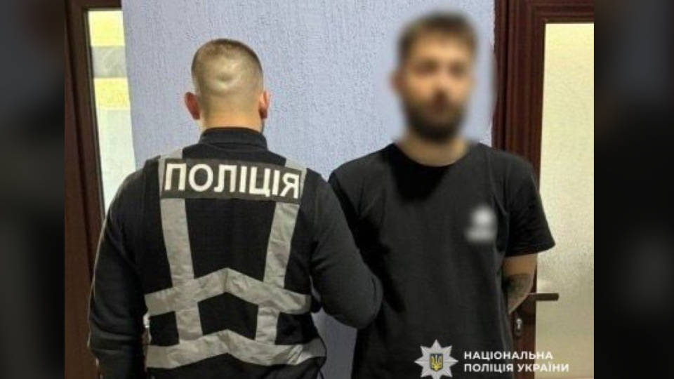 В Киеве мужчина «похоронил» мать, чтобы выманить у сожительницы 160 тысяч гривен