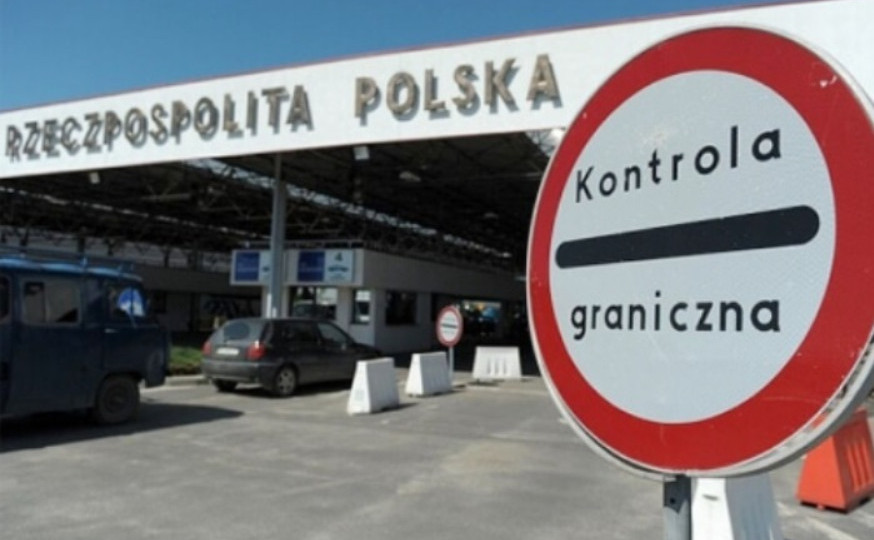 Українців попередили, що у Польщі різко зростуть штрафи за відсутність автоцивілки