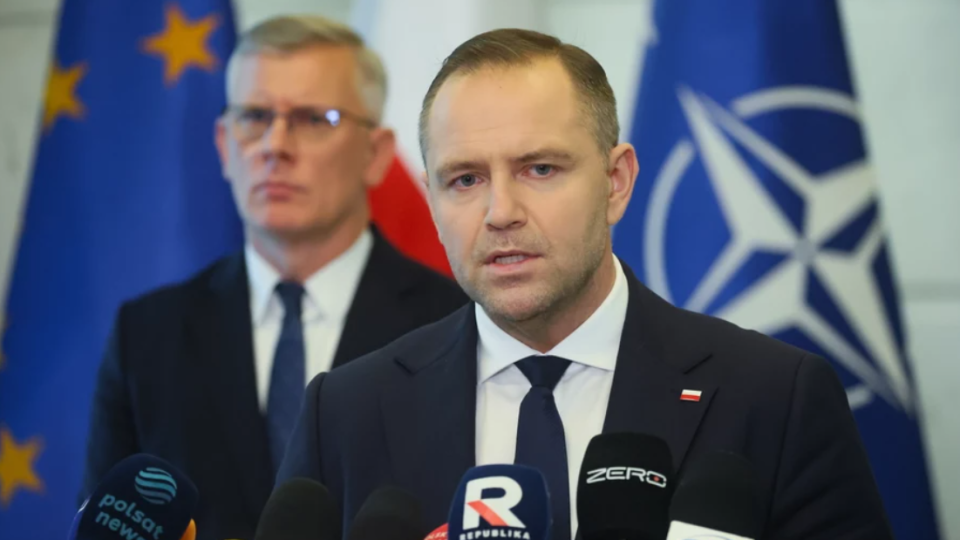 Президент Польщі Навроцький востаннє підписав закон про допомогу українцям — деталі