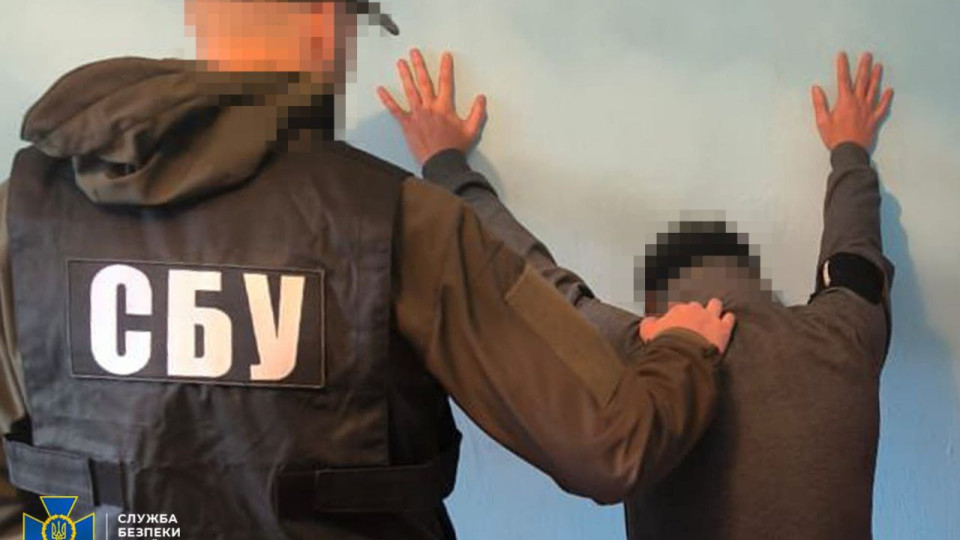 В Запоріжжі контрактник ЗСУ у СЗЧ з дружиною продавав гуманітарну допомогу для ЗСУ