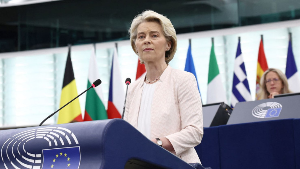Європарламент заслухає питання щодо чергового вотуму недовіри главі Єврокомісії Урсулі фон дер Ляєн
