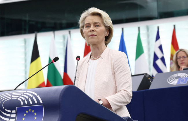 Європарламент заслухає питання щодо чергового вотуму недовіри главі Єврокомісії Урсулі фон дер Ляєн
