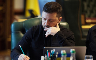 Володимир Зеленський обговорив із президенткою Європейського центрального банку Крістін Лагард російські обстріли та використання заморожених російських активів
