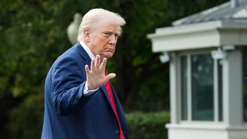 Трамп вводит 100% тарифы на китайский импорт
