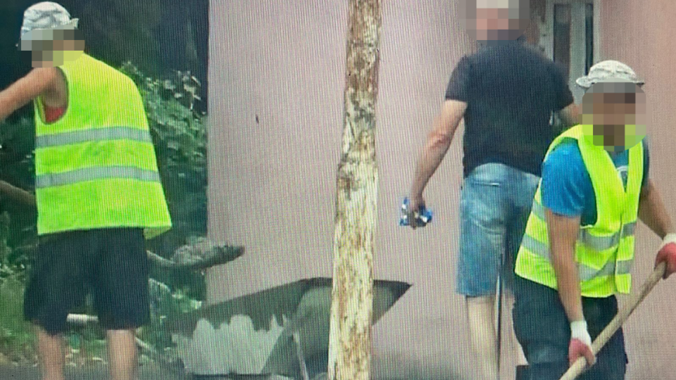 На Львівщині заступник командира змушував військових класти бруківку та ставити пам’ятники на могилах — ДБР