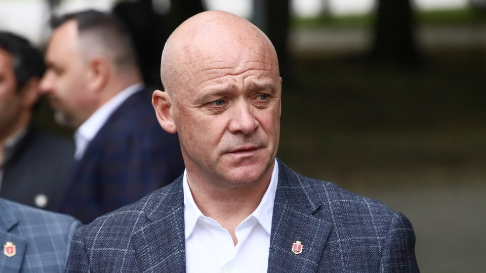 Зеленського просять припинити громадянство Труханова у разі виявлення паспорту РФ