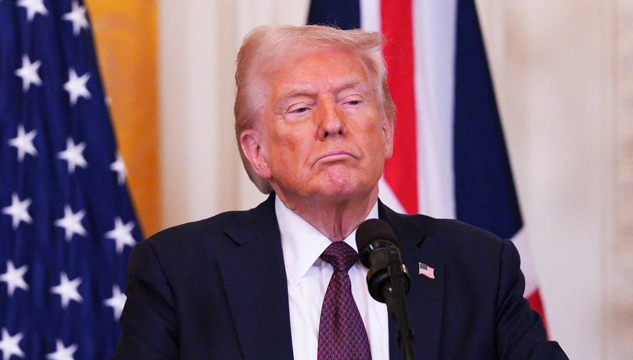Трамп заявил, что США нанесли удар по судну с наркотиками у берегов Венесуэлы