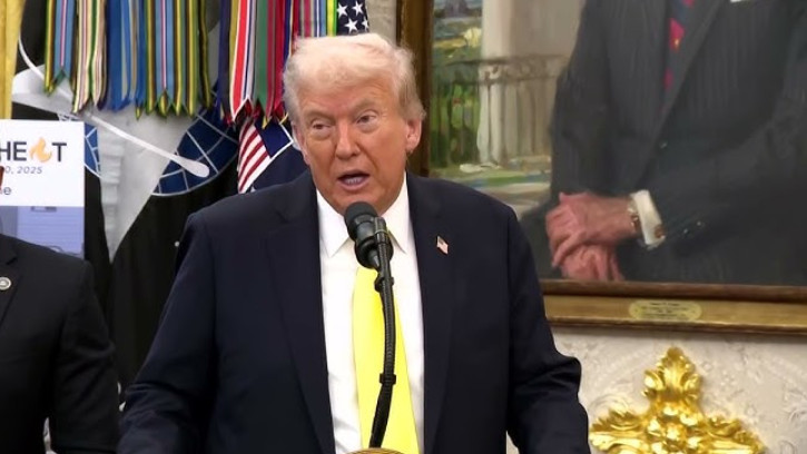 Трамп заявил, что Украина хочет перейти в наступление, и он обсудит это с Зеленским