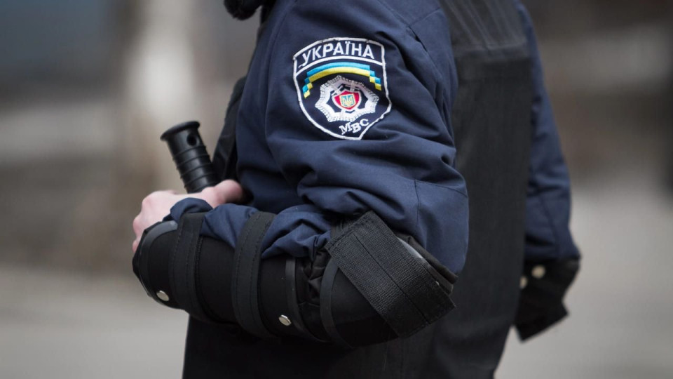 В Харьковской области полиция устанавливает пострадавших от действий сотрудницы морга, присваивавшей вещи погибших военнослужащих