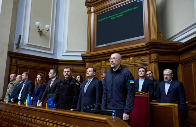 Депутати просять дозволити їм задавати питання і отримувати відповіді від посадовців на пленарному засіданні — зміни до регламенту