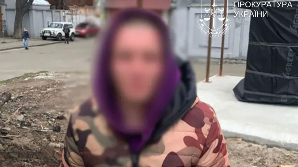 У Києві суд направив на примусове лікування чоловіка, який заради помсти колишній задушив собаку