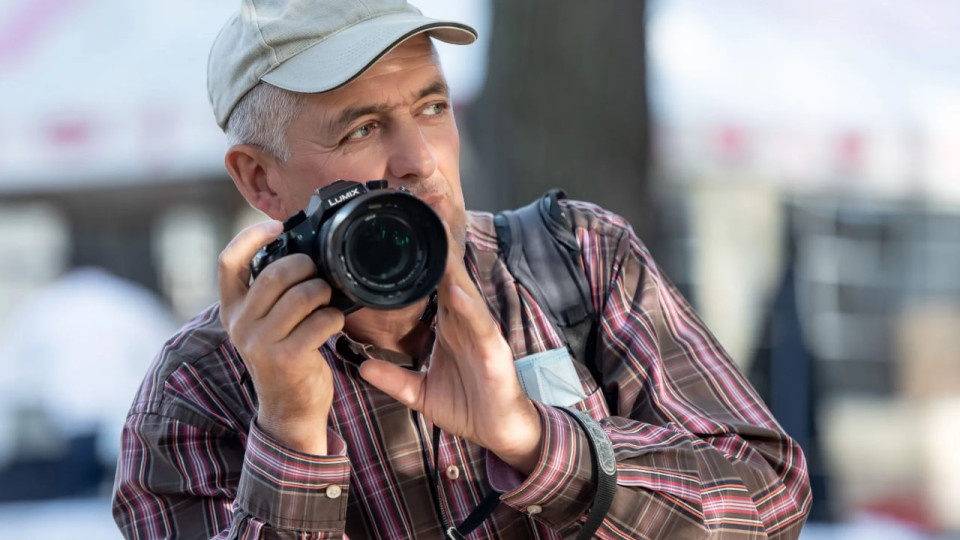В Івано-Франківську побили фотокореспондента під час зйомки — поліція відкрила справу
