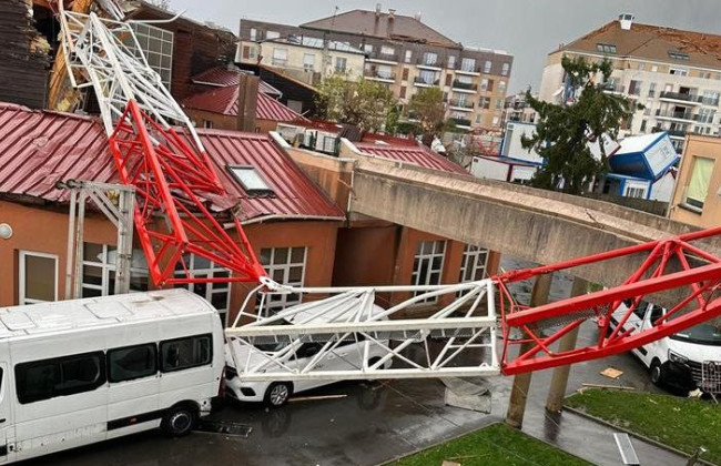 Мощный торнадо наделал беды в пригороде Парижа: есть погибший, видео