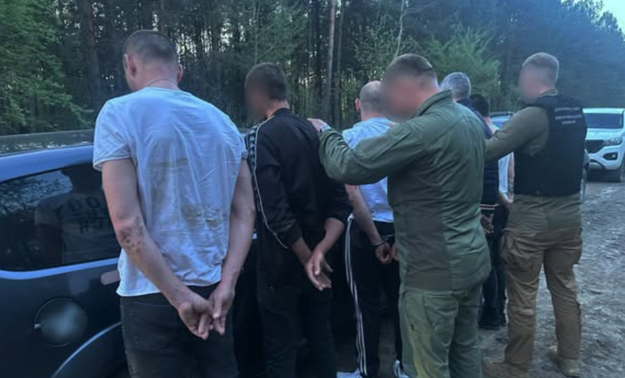 На Волині викрили ділків, які переправляли ухилянтів через кордон