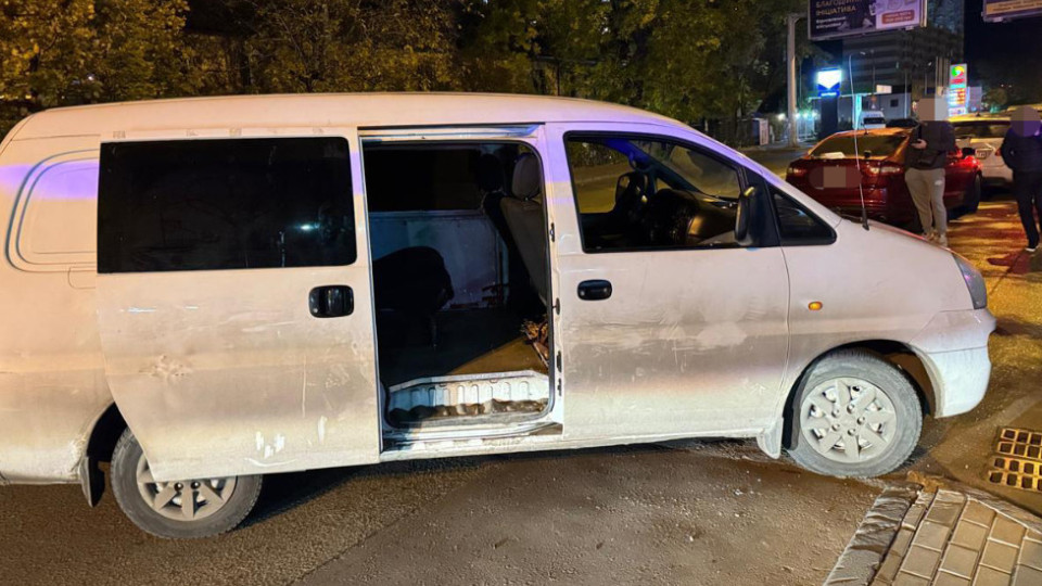 В Одессе пьяный полицейский разбил пистолетом окно автомобиля ТЦК — ГБР начало расследование
