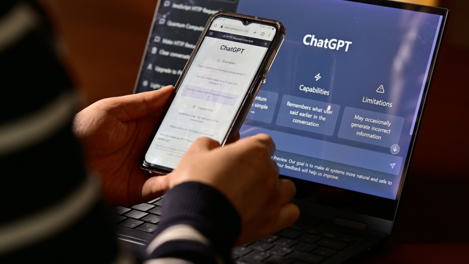 Среди пользователей ChatGPT выявили признаки психоза и суицидальных мыслей — OpenAI раскрыла данные