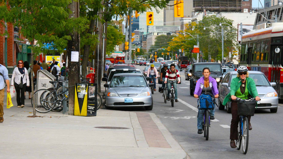 У Словаччині запроваджують обмеження швидкості для пішоходів і користувачів самокатів