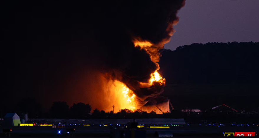 У США в аеропорту Луїсвілля розбився вантажний літак поштової компанії UPS, відео