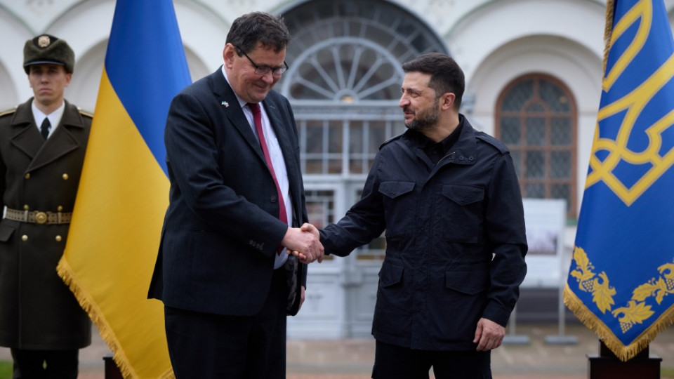 Новые послы Великобритании, Новой Зеландии, Чили и Сомали приступили к работе в Украине – Зеленский принял верительные грамоты