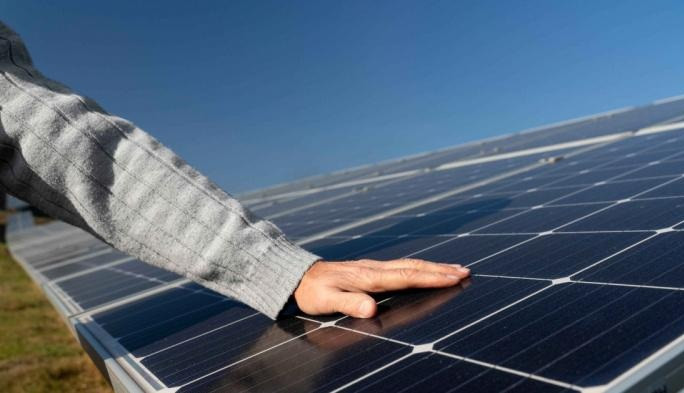 Кабмін змінив умови компенсації для тих, хто встановлює генеруючі установки на альтернативних джерелах енергії