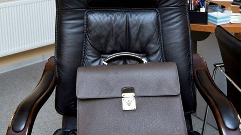 Верховный Суд оценил правомерность увольнения госслужащего без проверки наличия других соответствующих должностей