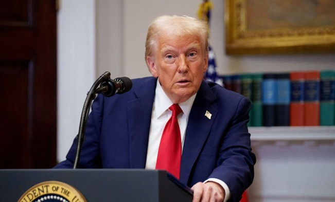 Трамп заявил, что Путин попросил его «урегулировать» войну в Украине