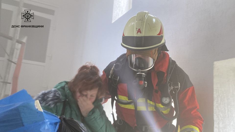 В Івано-Франківську вибухнула зарядна станція в офісі — є постраждалі, відео