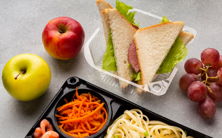 В Киеве дети из многодетных семей будут бесплатно питаться в детских садах и школах