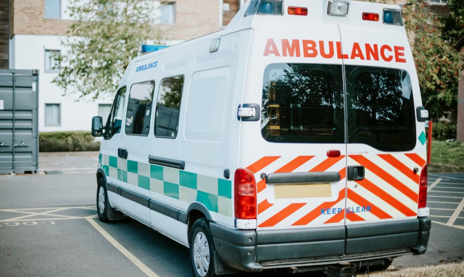 У Дніпрі чоловік завдав собі поранень у приміщенні ТЦК після проходження ВЛК