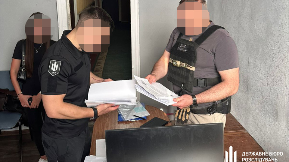 В Харьковской области правоохранитель организовал мужчине сопровождение в ТЦК для снятия с розыска