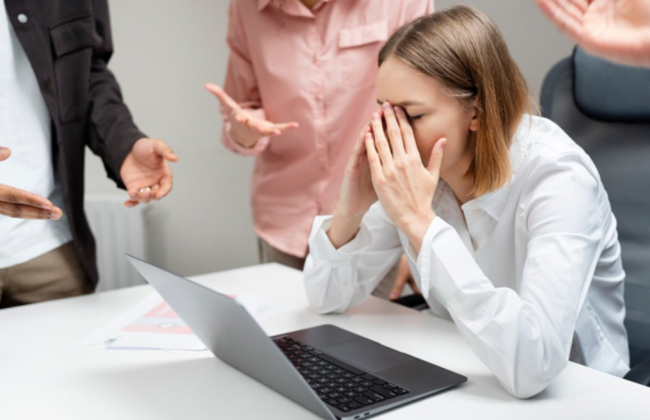 Мобінг на публічній службі: Верховний Суд закрив цивільне провадження за позовом львівської юристки