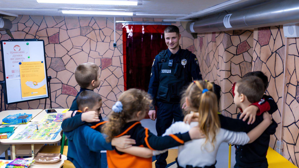 Новый закон о безопасности в школах: как его будут реализовывать и почему родители не будут платить