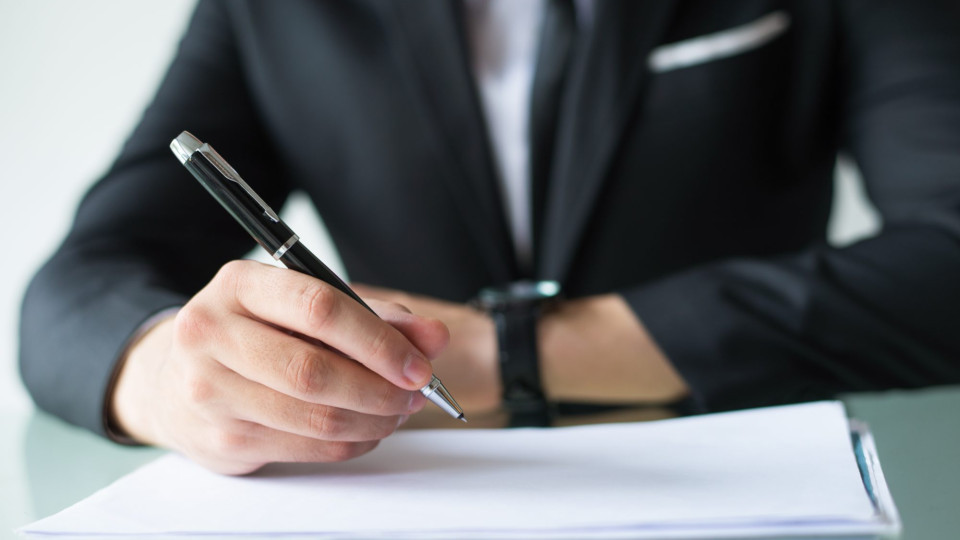 Куди поскаржитися на державного реєстратора і що написати в заяві: роз’яснення Мін’юсту