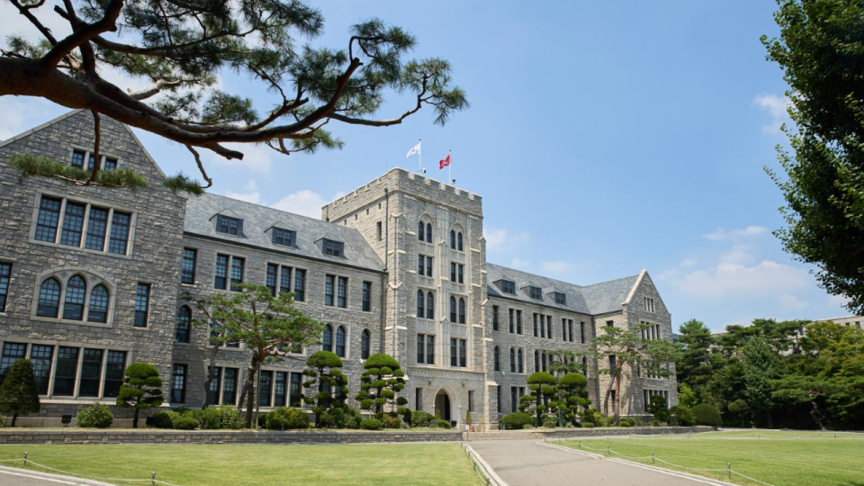 В Южной Корее разгорелся скандал: студенты топовых университетов массово списывали с помощью ИИ